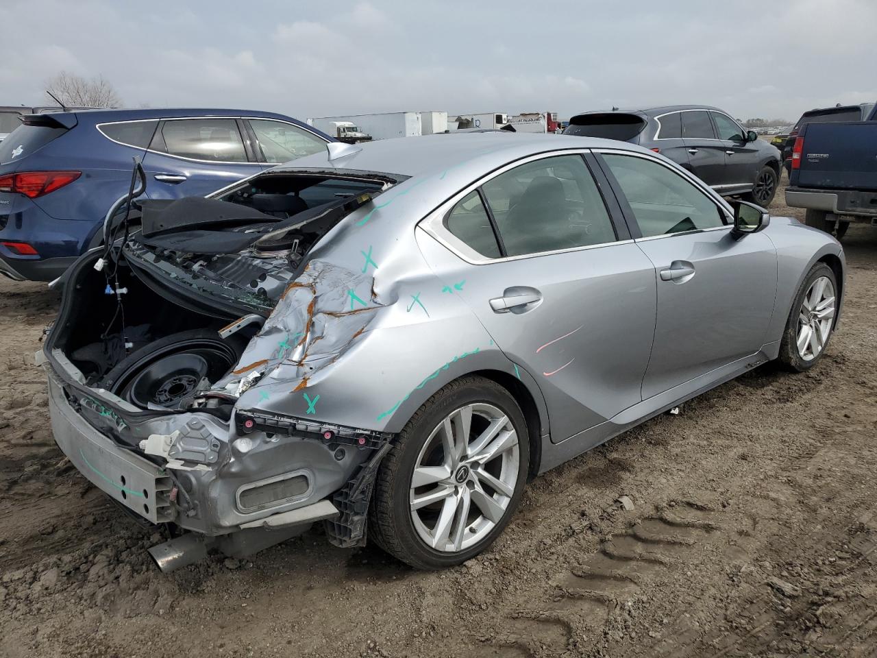 2021 Lexus IS - Image 3