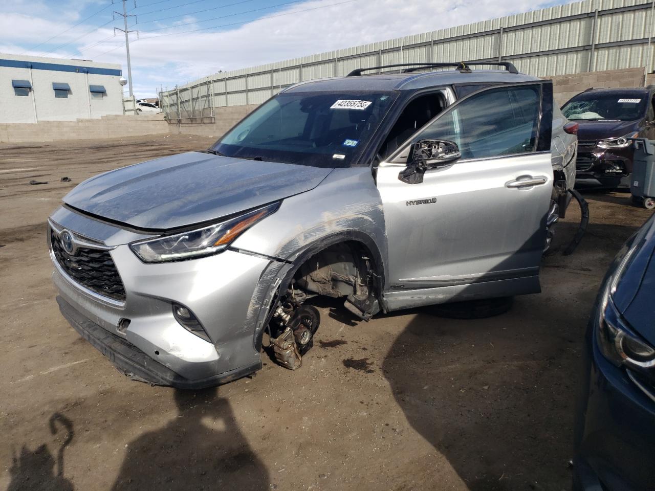 2021 Toyota Highlander - Image 1