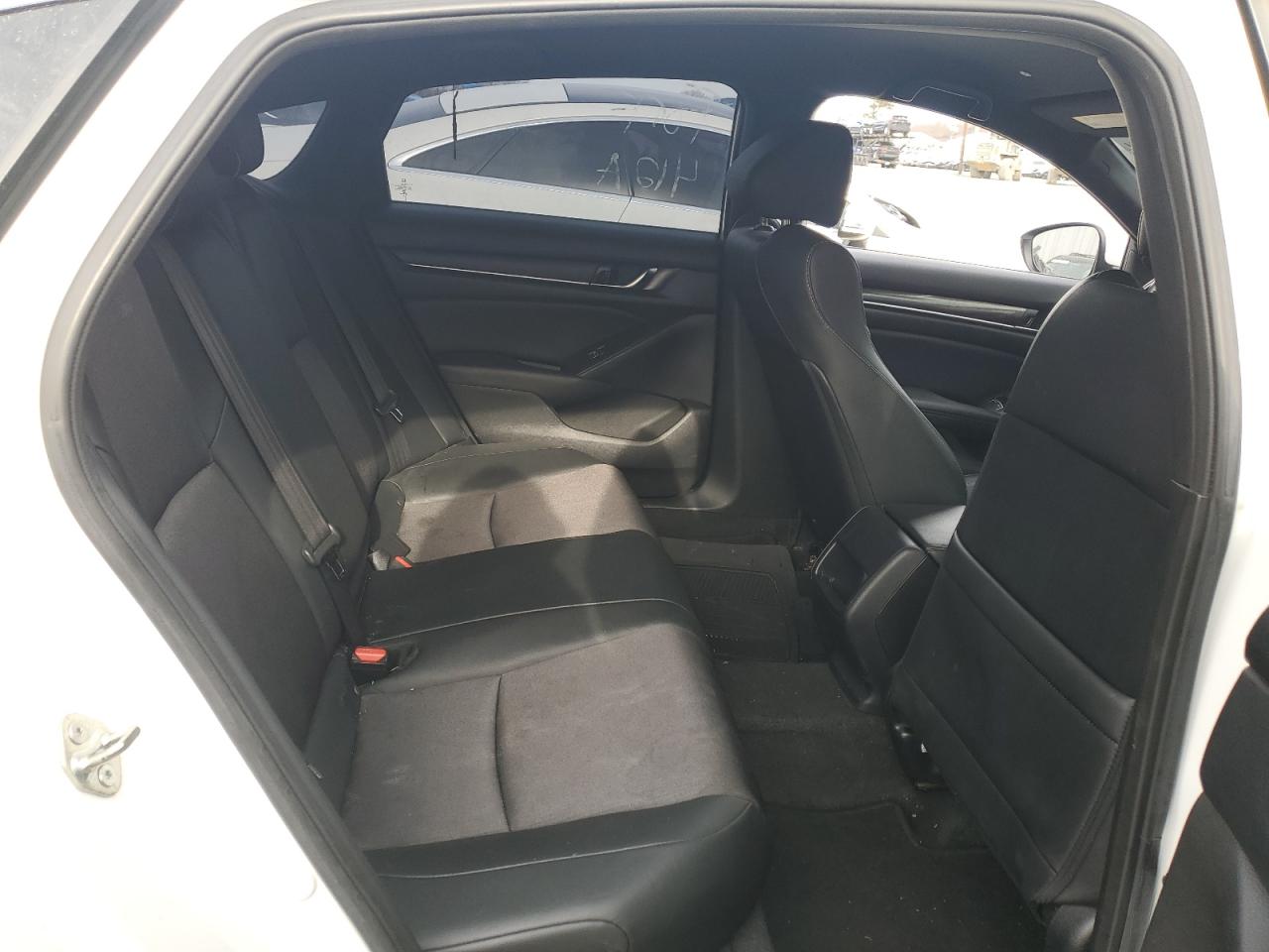2020 Honda Accord - Image 10