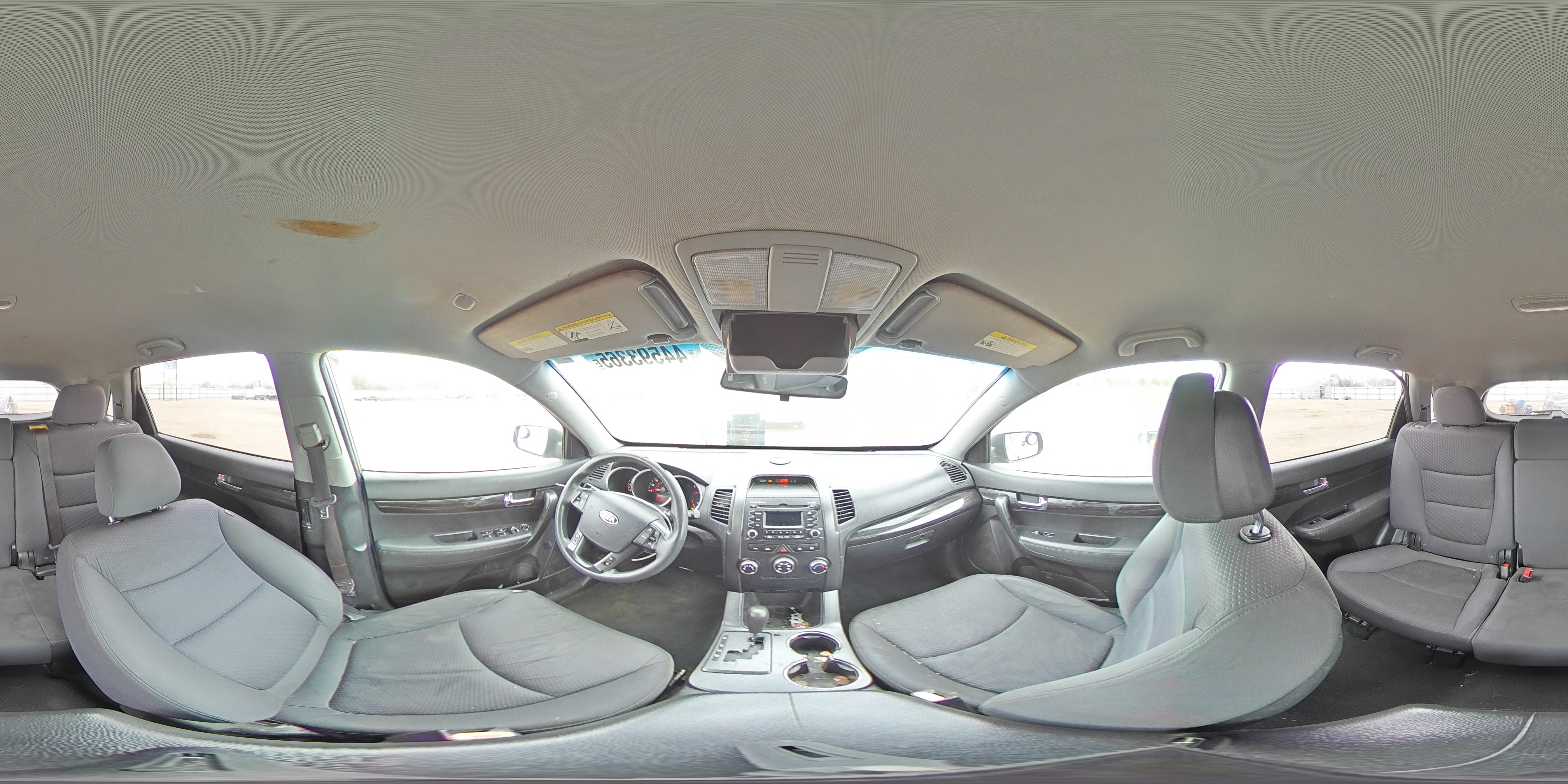 2011 Kia Sorento - Image 14
