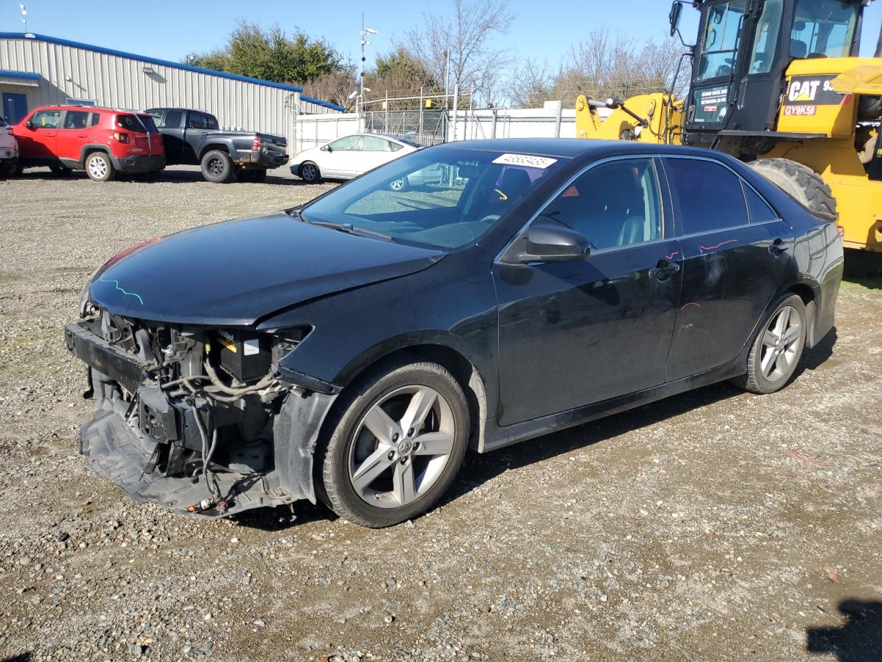2014 Toyota Camry - Image 1
