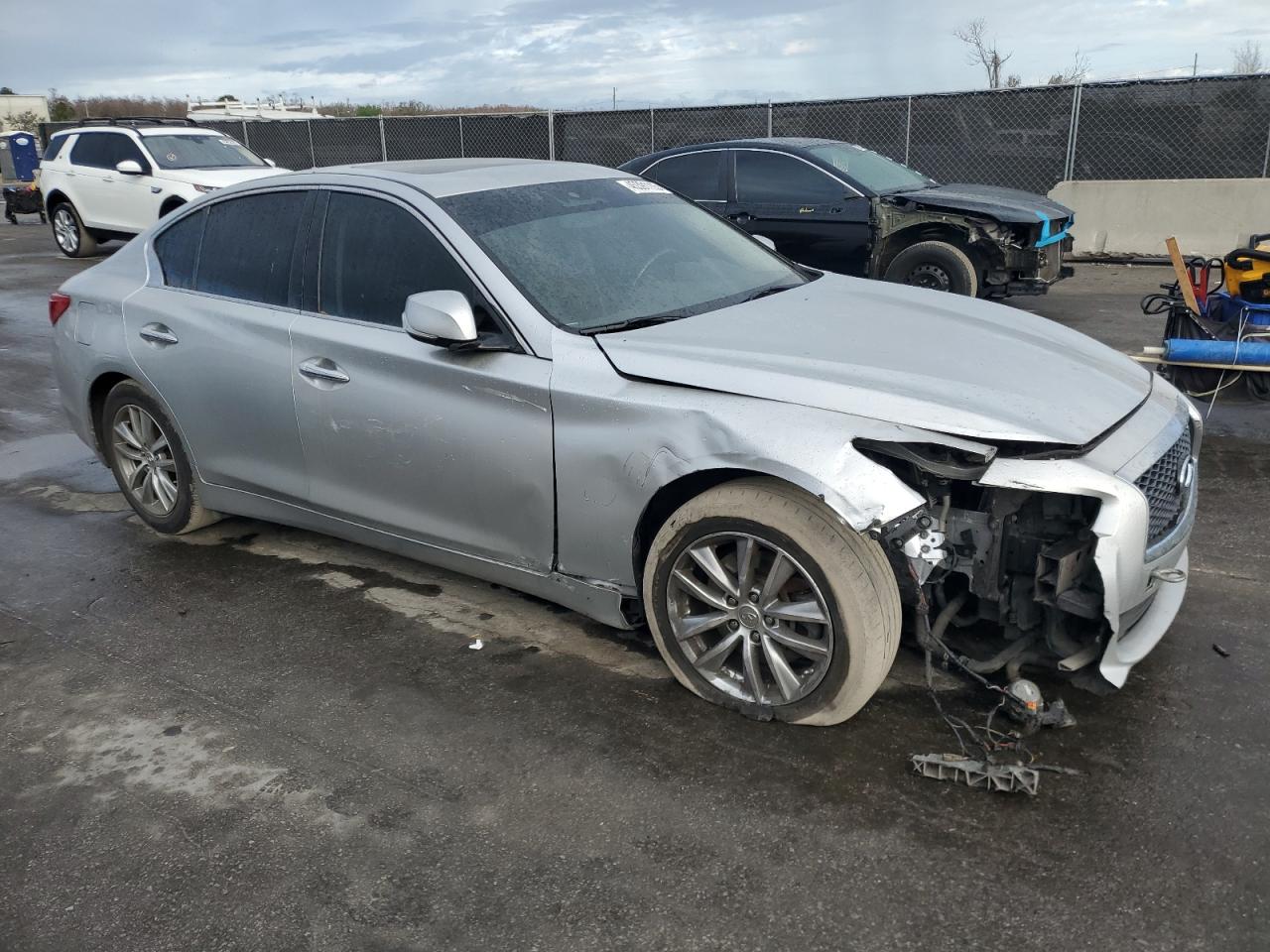 2017 Infiniti Q50 - Image 4