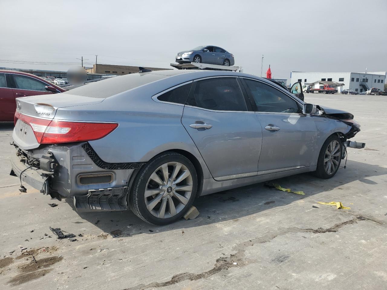 2016 Hyundai Azera - Image 3