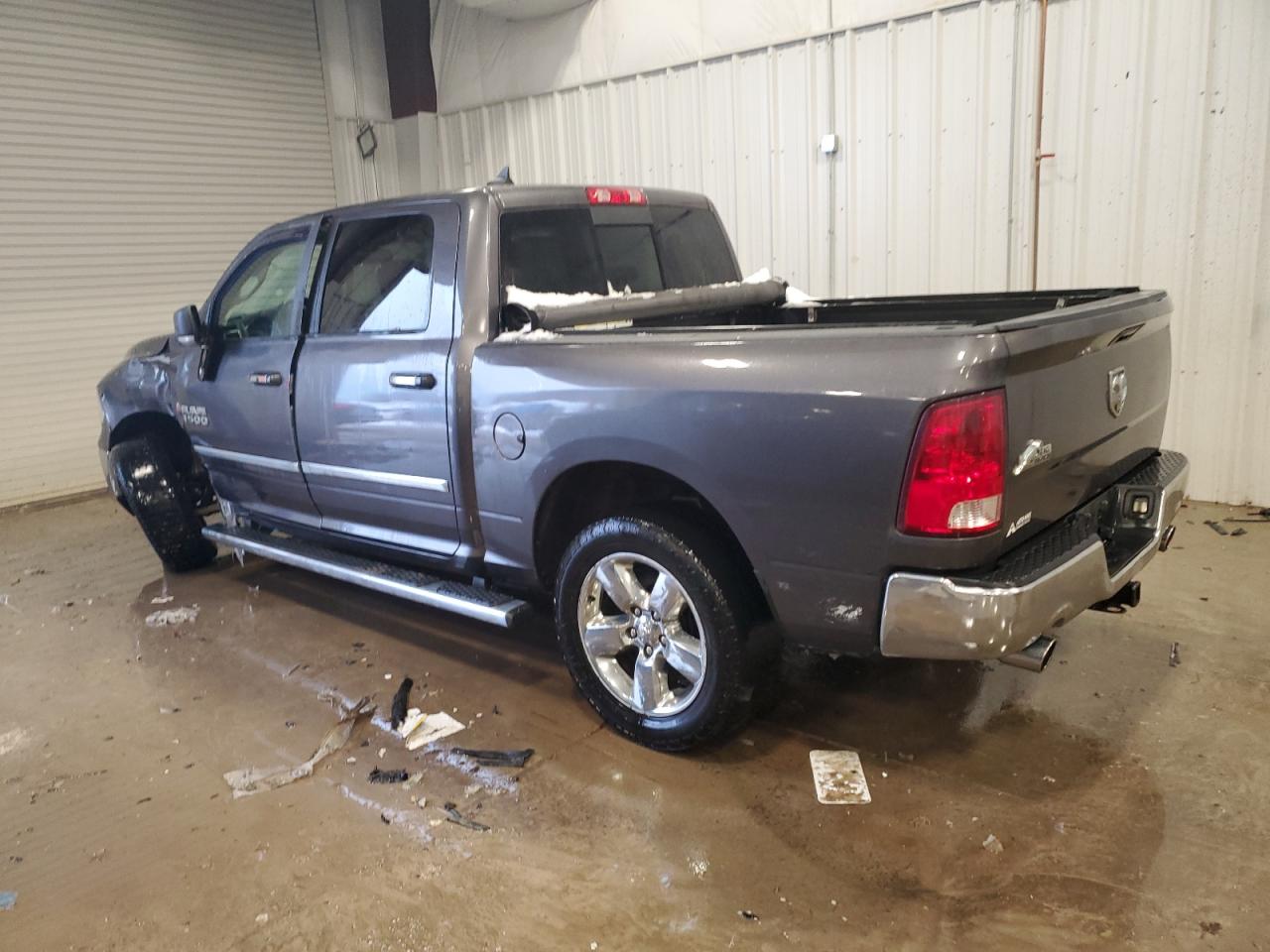 2014 RAM 1500 - Image 2