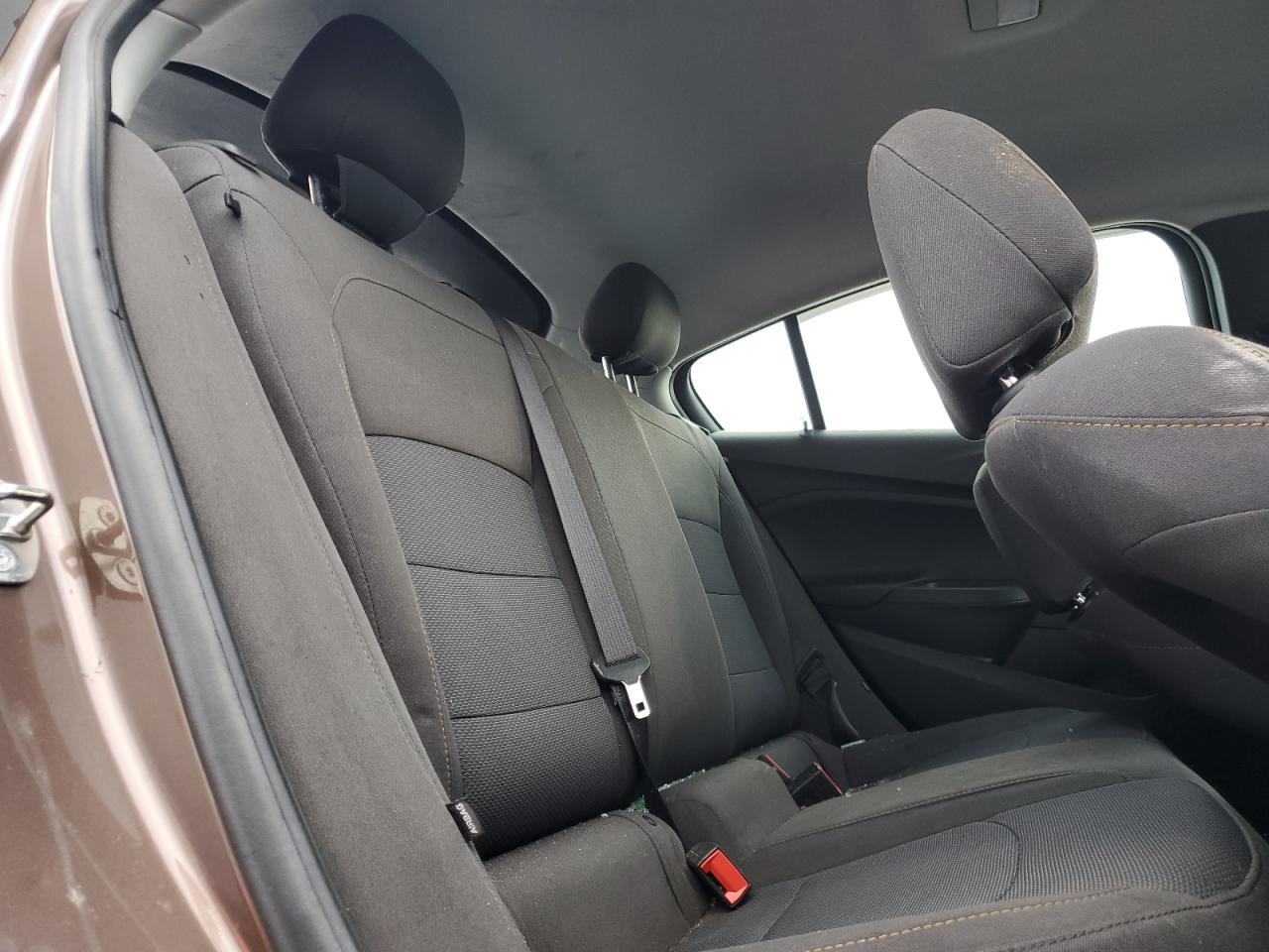 2019 Chevrolet Cruze - Image 11