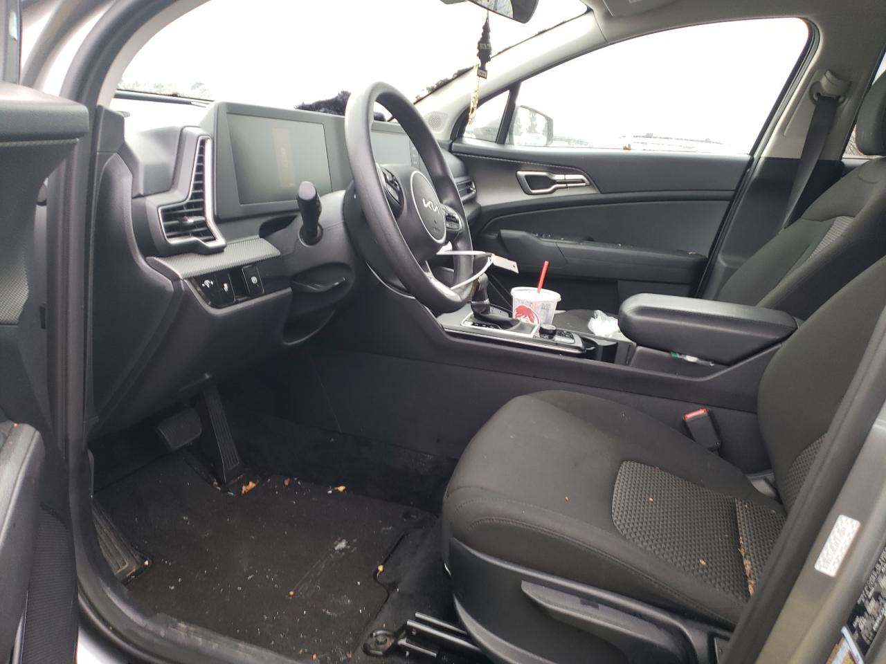 2023 Kia Sportage - Image 7