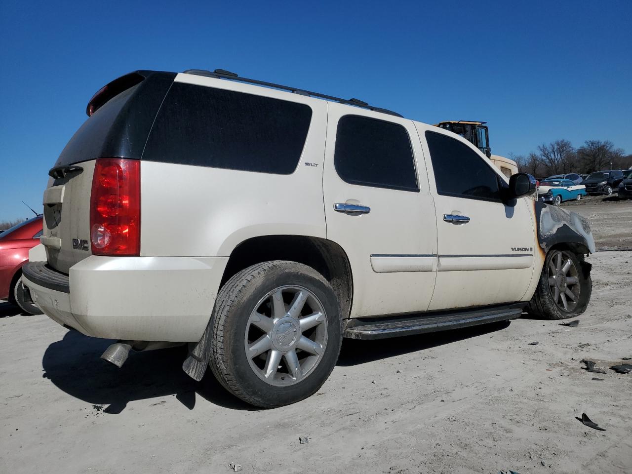 2008 GMC Yukon - Image 3