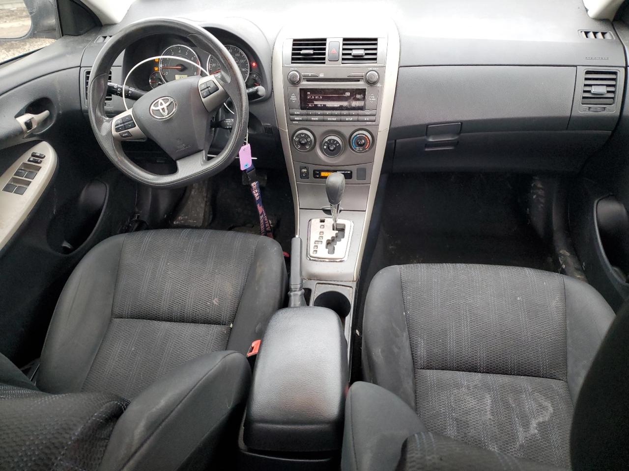 2011 Toyota Corolla - Image 8