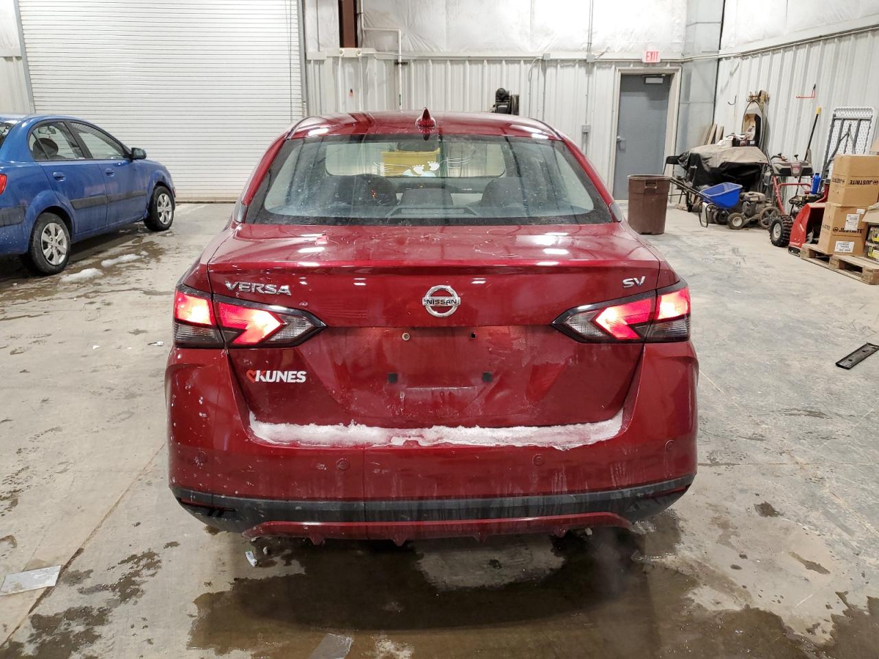 2021 Nissan Versa - Image 6