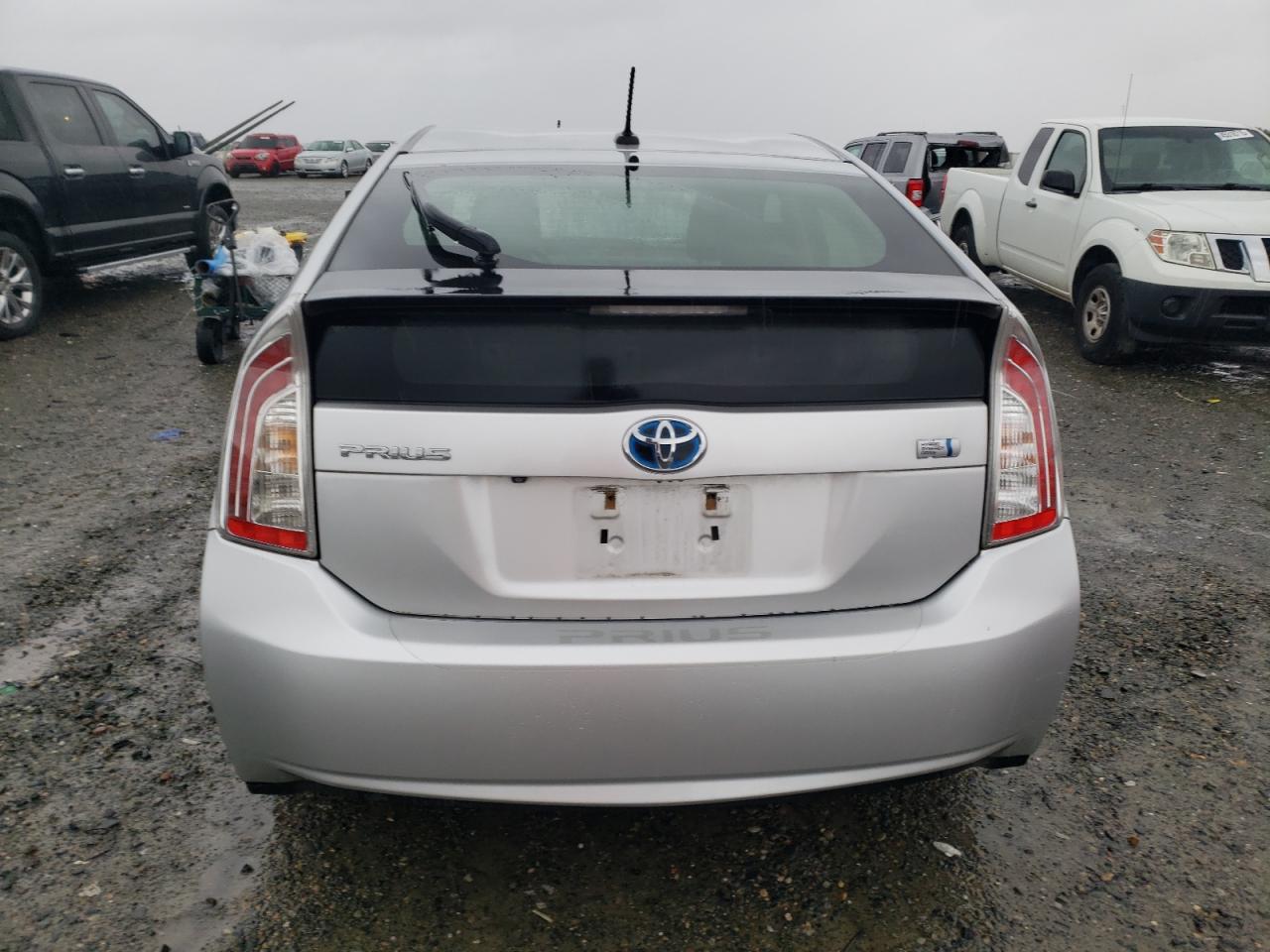 2013 Toyota Prius - Image 6