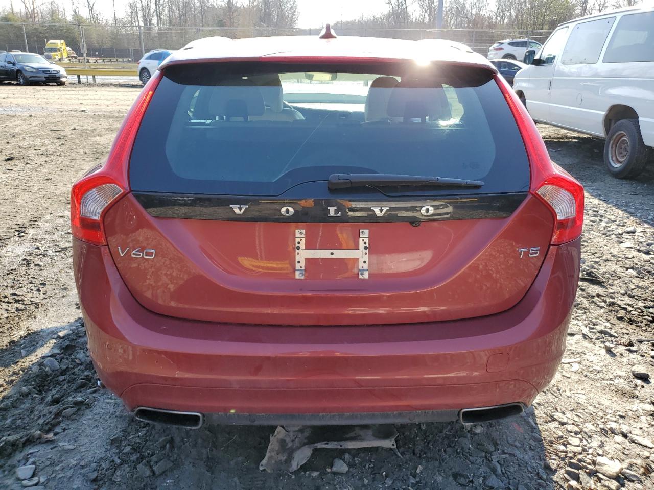 2016 Volvo V60 - Image 6