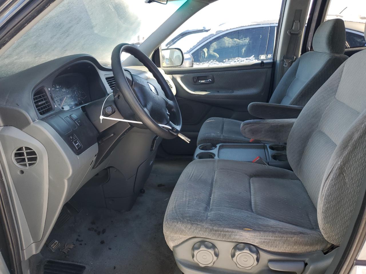 2004 Honda Odyssey - Image 7