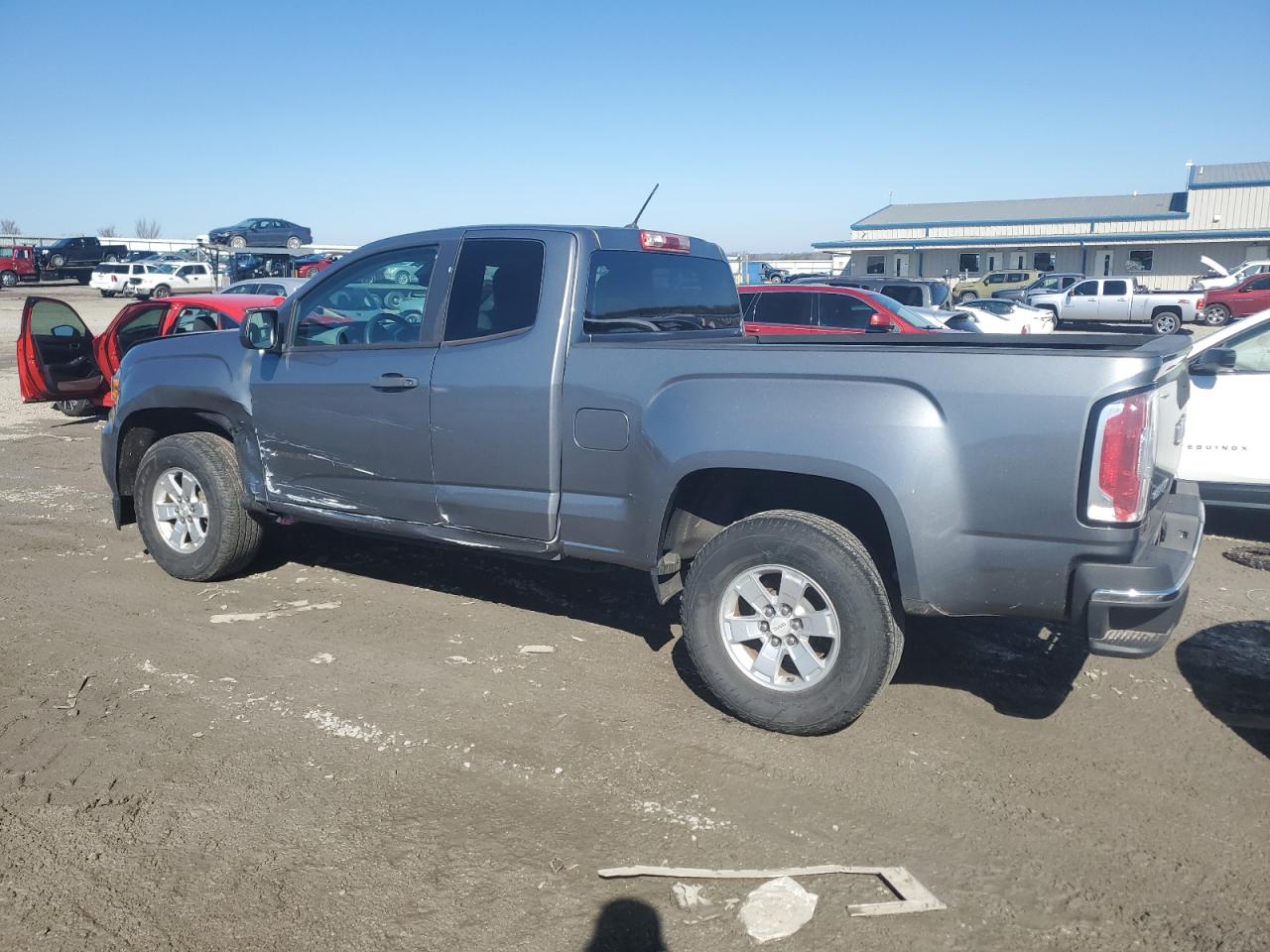 2018 GMC Canyon - Image 2