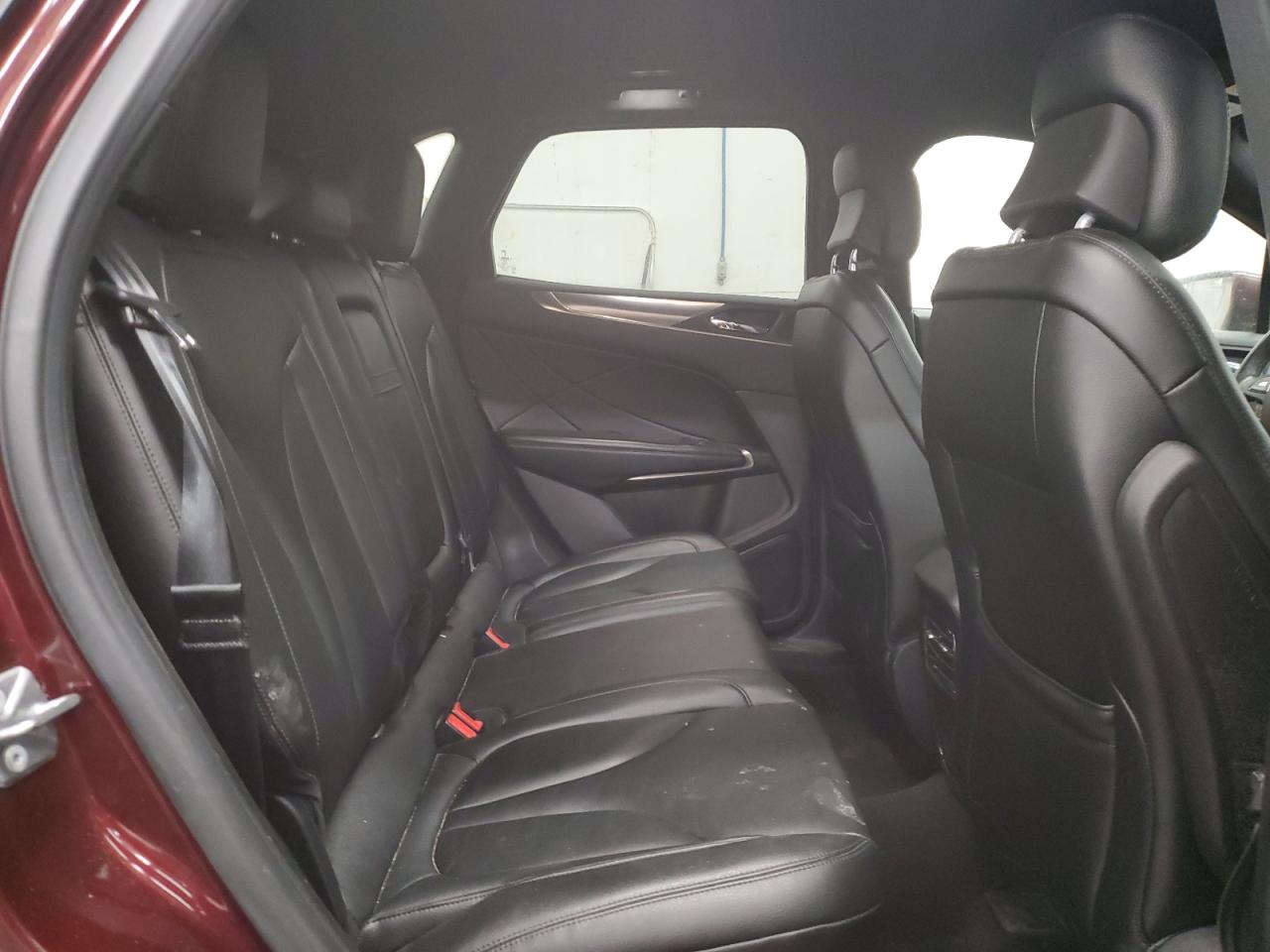 2016 Lincoln MKC - Image 11