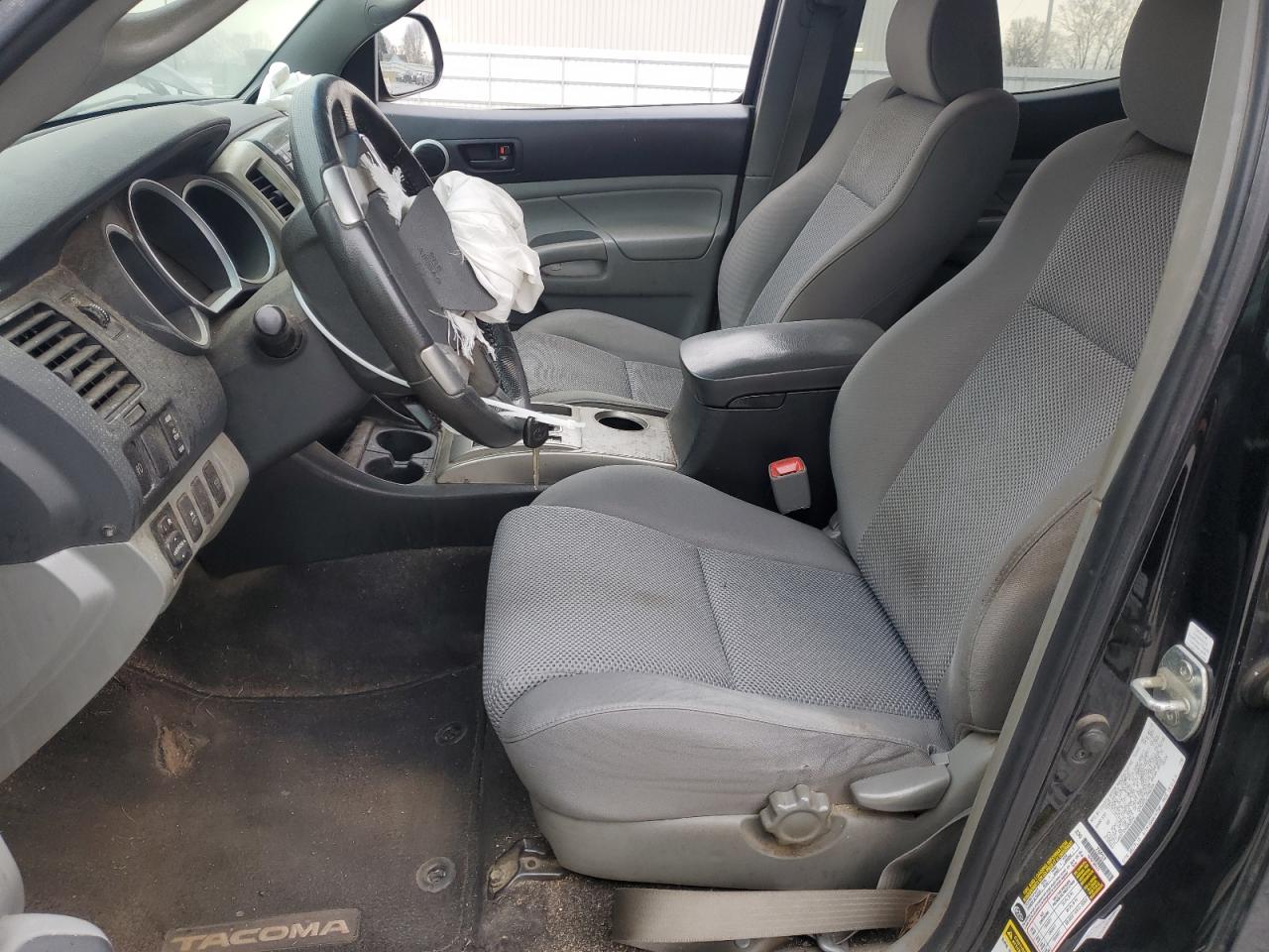 2013 Toyota Tacoma - Image 7