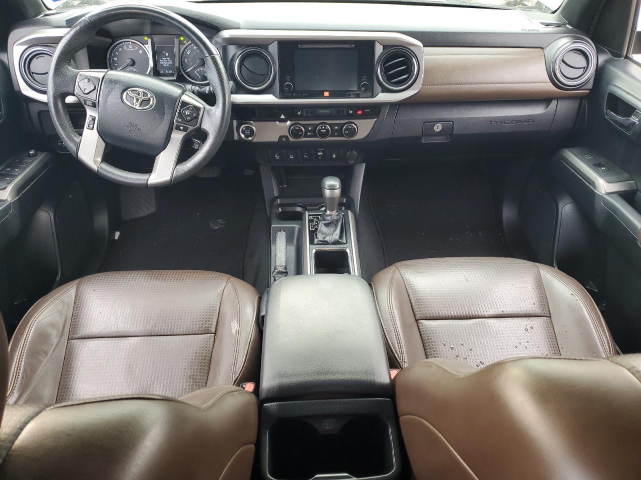2017 Toyota Tacoma - Image 8