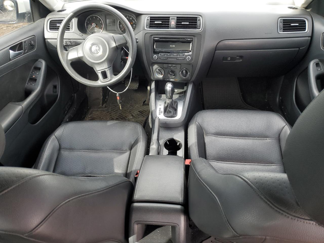 2014 Volkswagen Jetta - Image 8