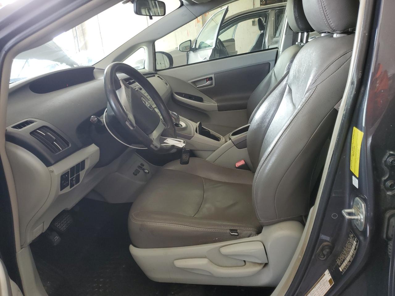 2012 Toyota Prius - Image 7