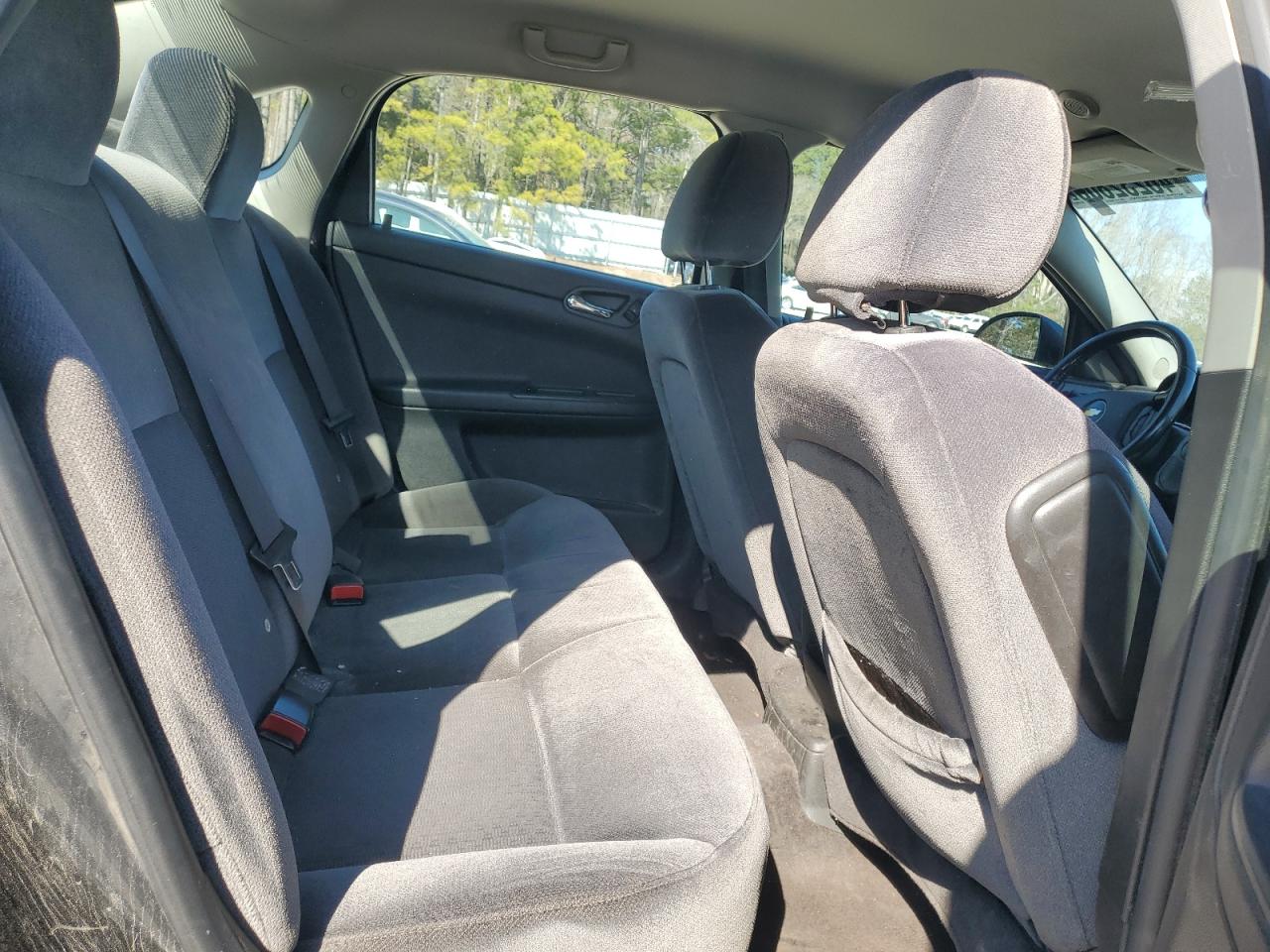 2013 Chevrolet Impala - Image 10