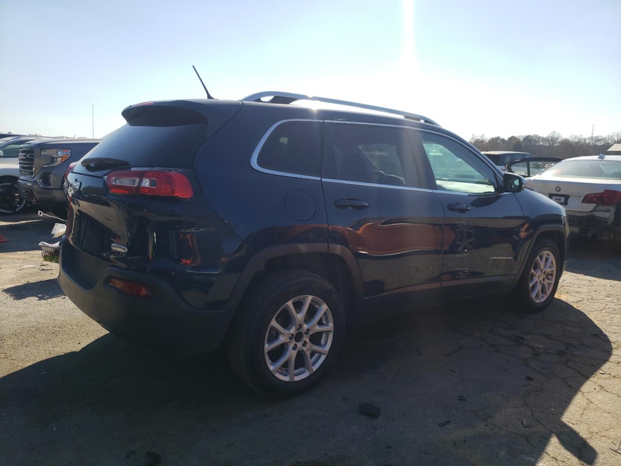 2018 Jeep Grand Cherokee - Image 3
