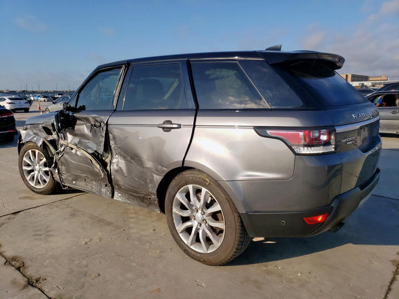 2017 Land Rover Range Rover - Image 2