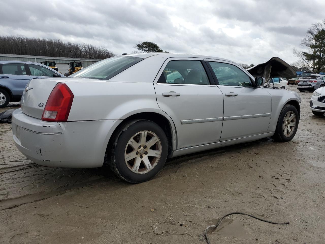 2006 Chrysler 300 - Image 3