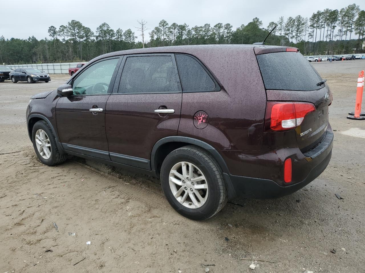 2014 Kia Sorento - Image 2