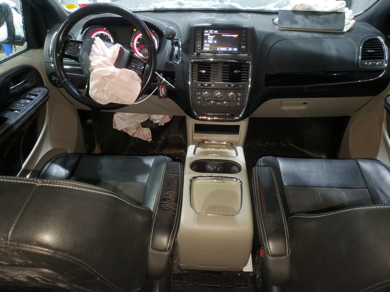 2020 Dodge Caravan - Image 8