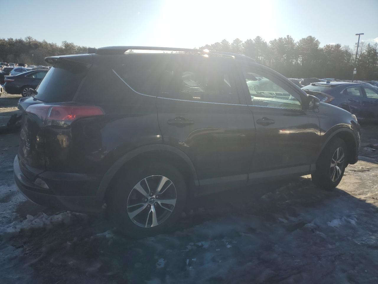 2017 Toyota RAV 4 - Image 3