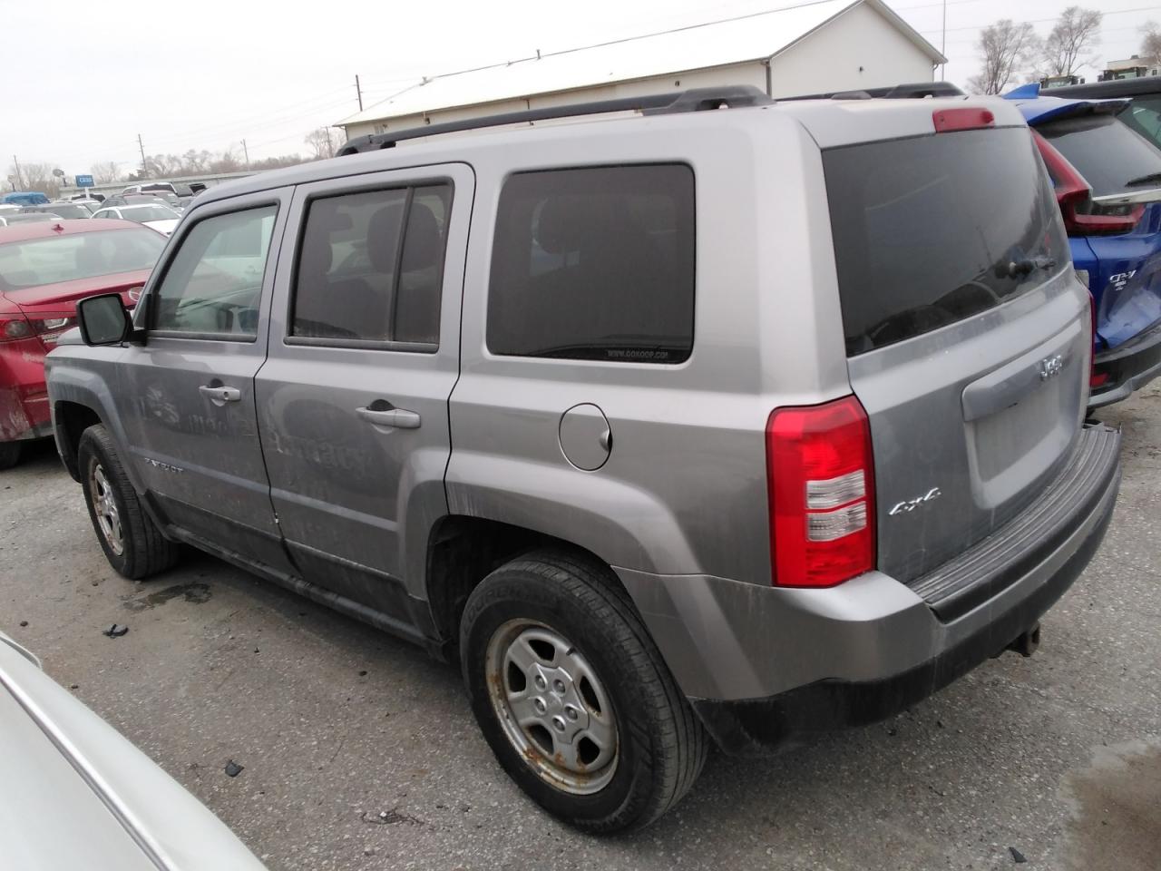 2016 Jeep Liberty (Patriot) - Image 2