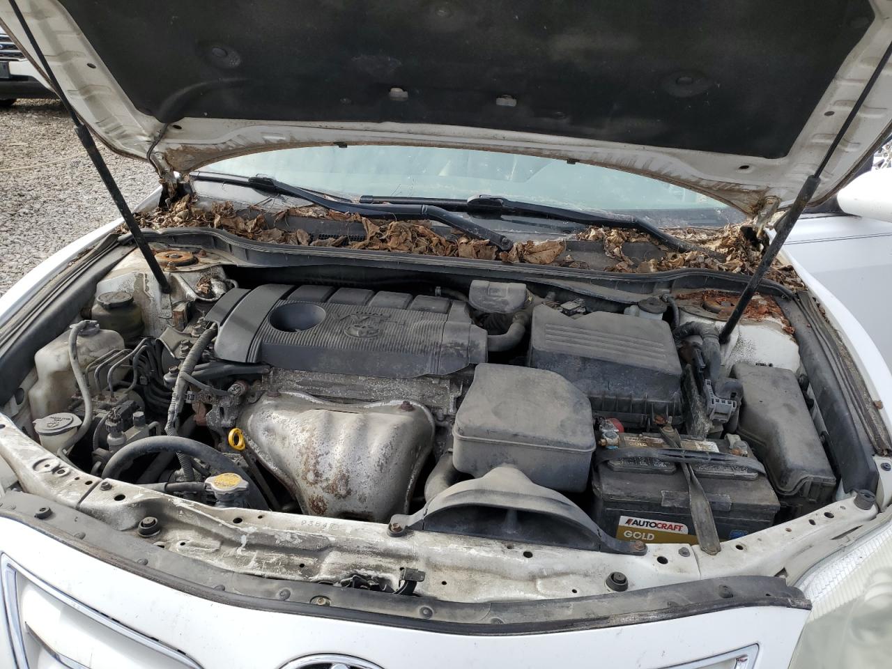 2011 Toyota Camry - Image 11