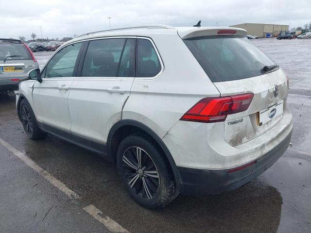 2017 VOLKSWAGEN TIGUAN SE