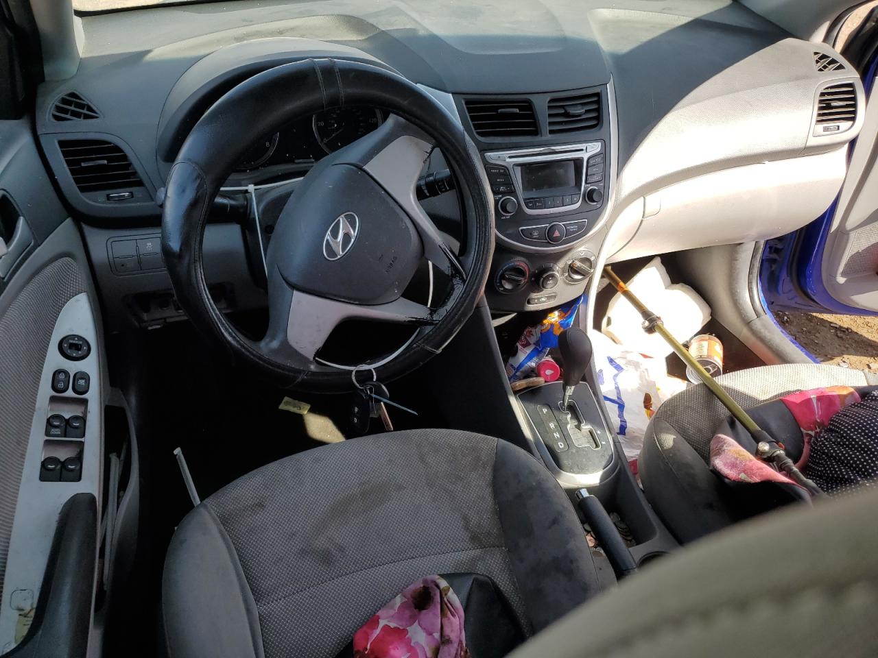 2014 Hyundai Accent - Image 8