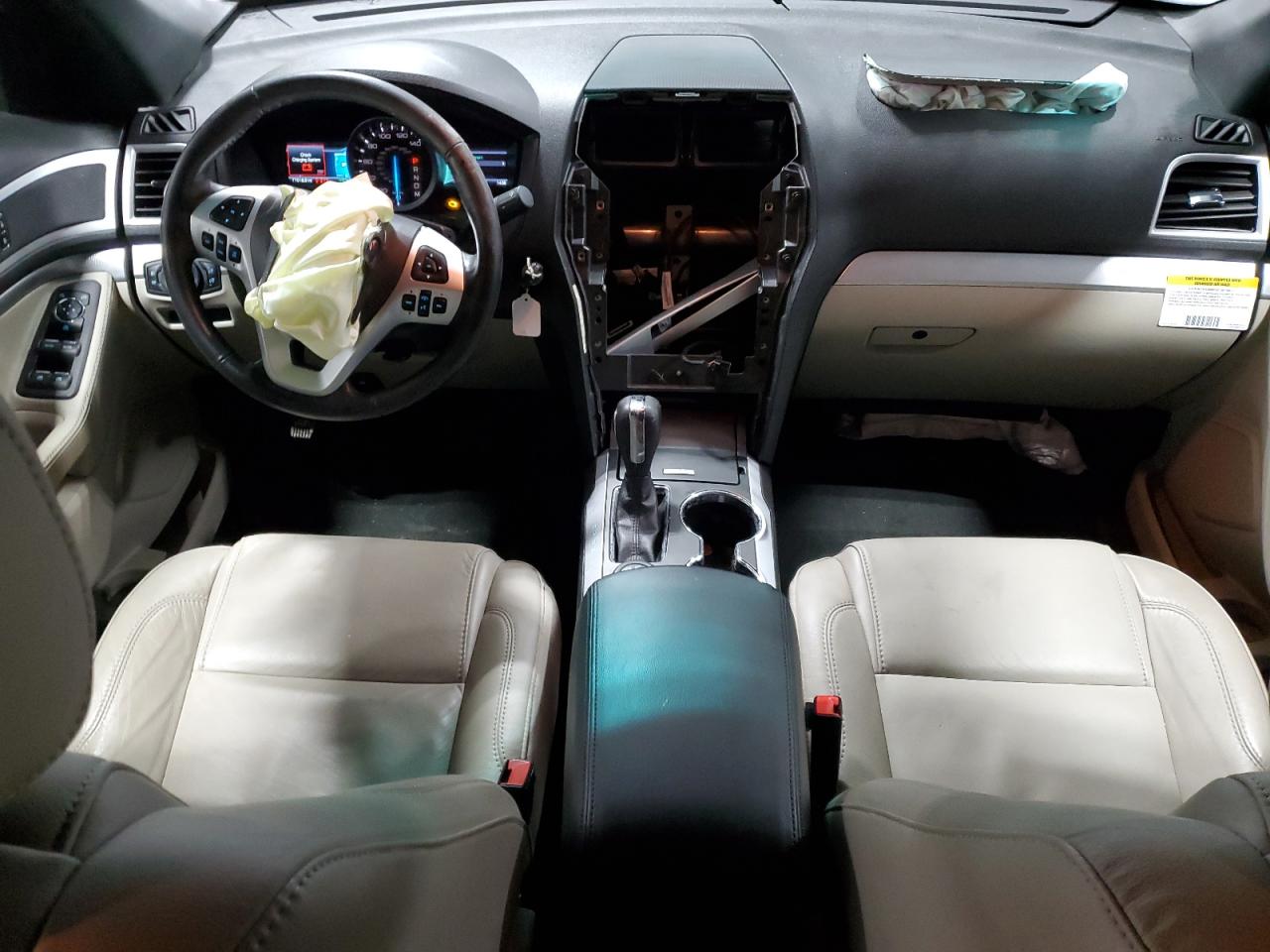 2015 Ford Explorer - Image 8