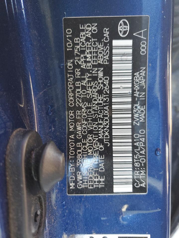 2010 Toyota Prius - Image 12
