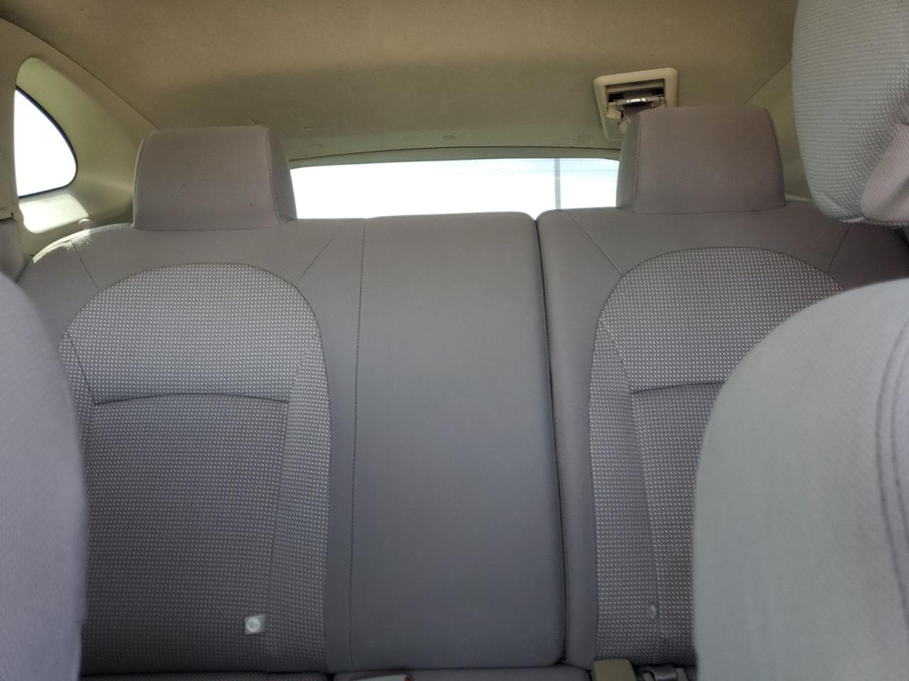 2011 Nissan Rogue - Image 10