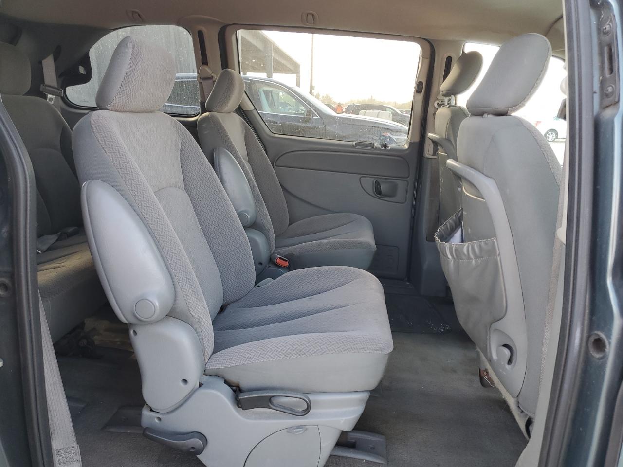 2007 Chrysler Town & Country - Image 12