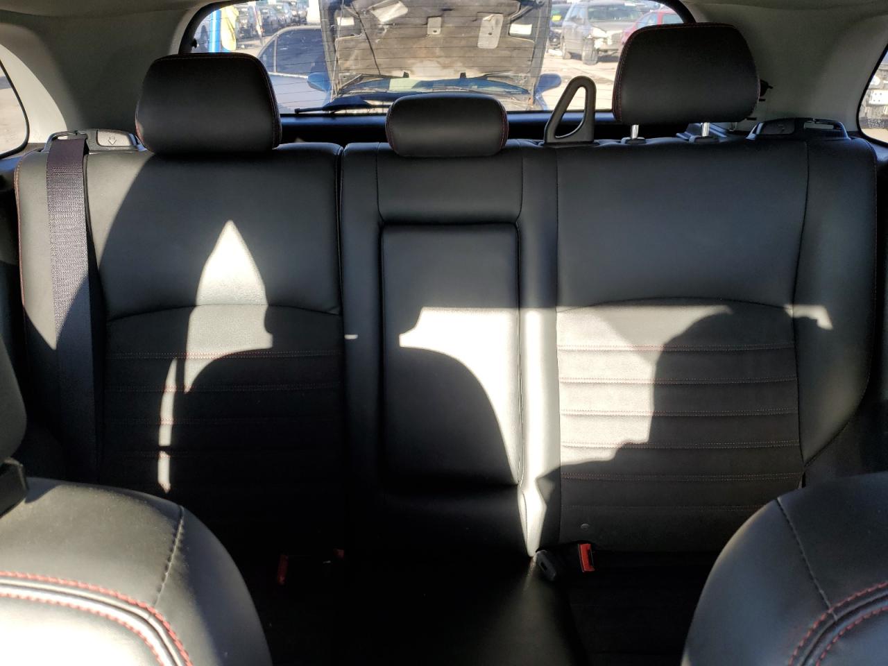 2018 Mitsubishi Outlander - Image 10
