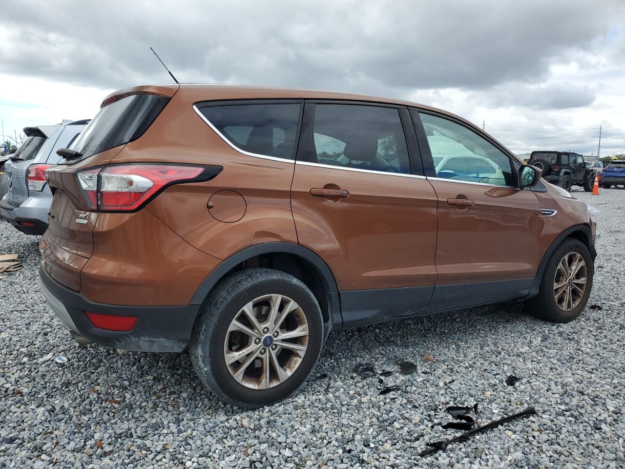 2017 Ford Escape - Image 3