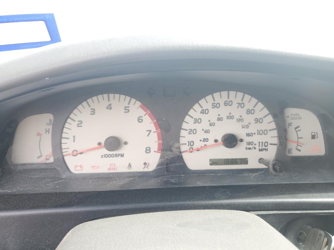 2004 Toyota Tacoma - Image 9