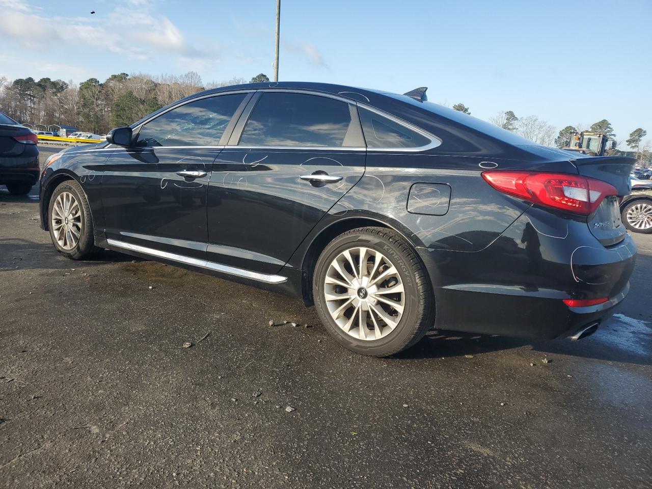 2015 Hyundai Sonata - Image 2
