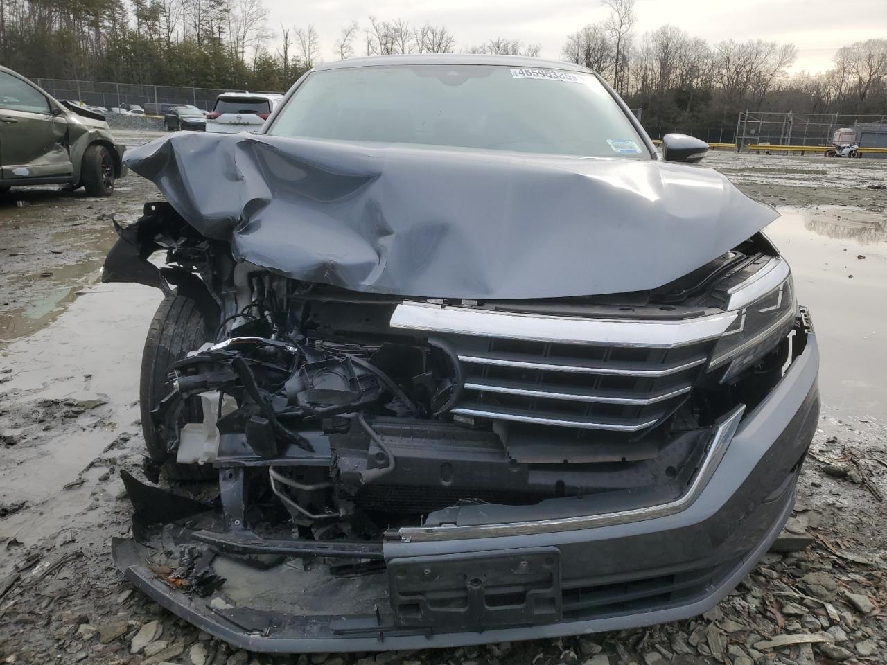 2020 Volkswagen Passat - Image 5