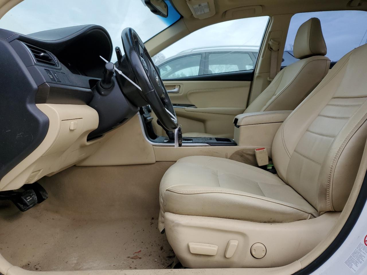 2016 Toyota Camry - Image 7