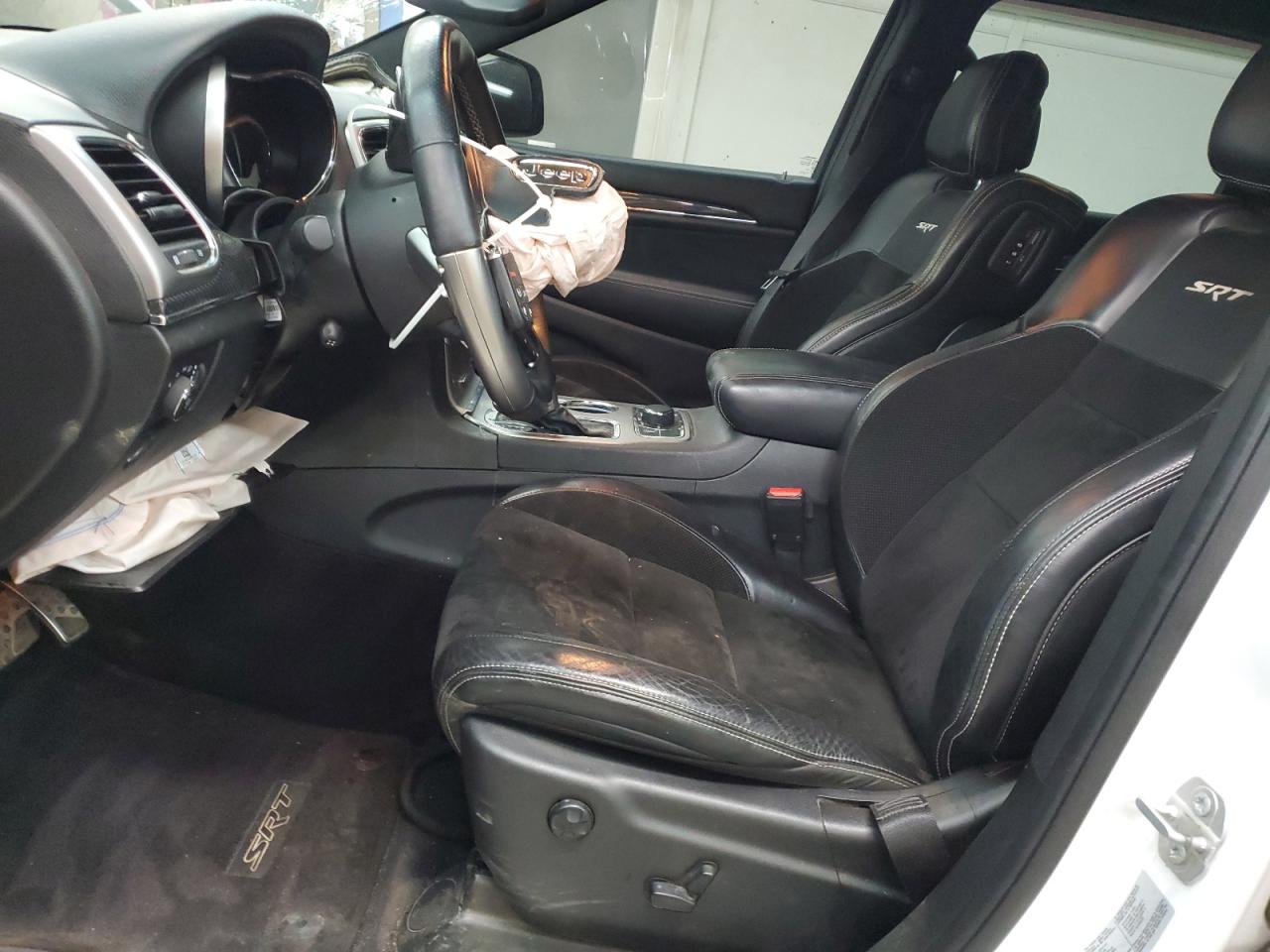 2017 Jeep Grand Cherokee - Image 7