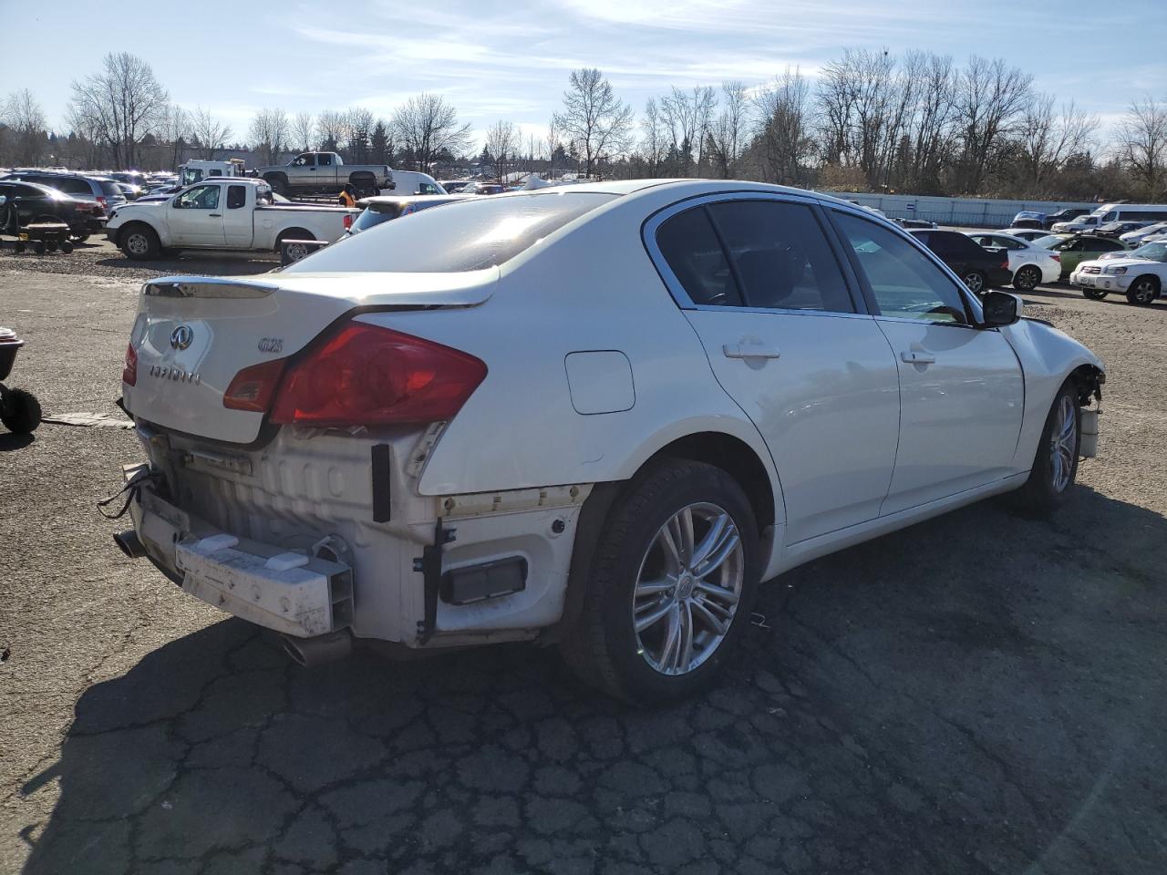 2011 Infiniti G - Image 3