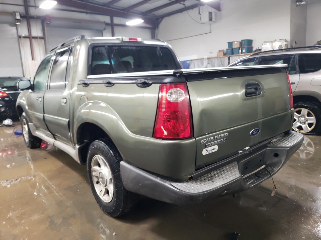 2003 Ford Explorer - Image 2