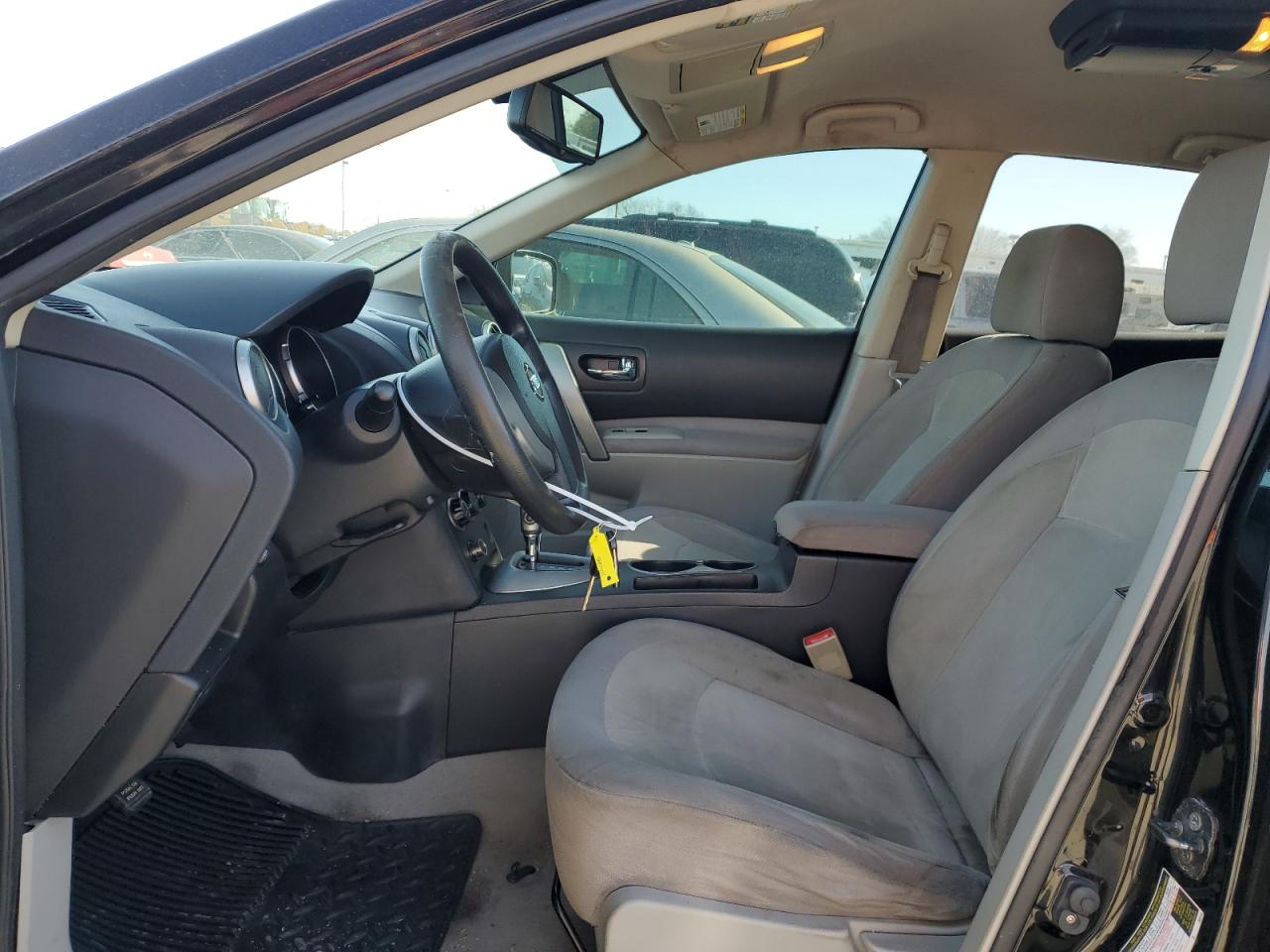 2010 Nissan Rogue - Image 7