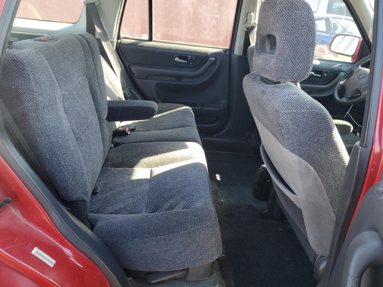 2001 Honda CR-V - Image 11