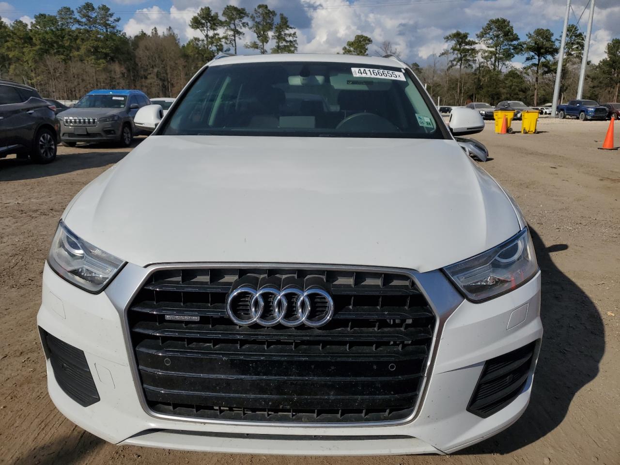 2016 Audi Q3 - Image 5