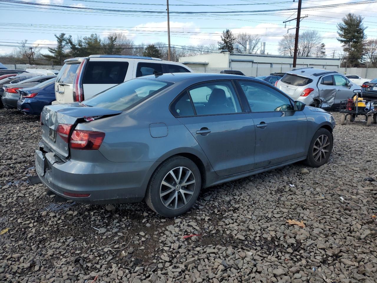2016 Volkswagen Jetta - Image 3